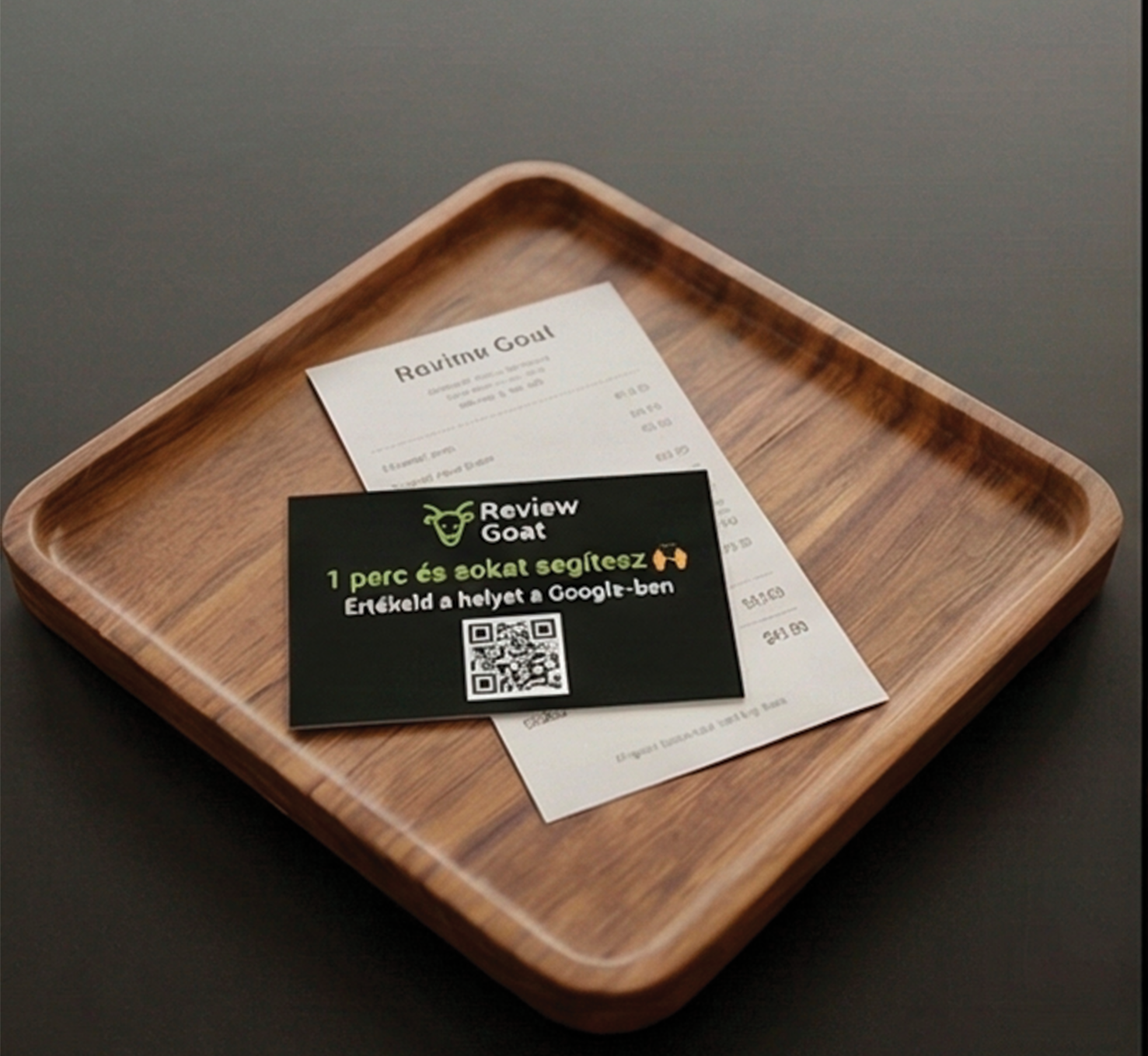 Számlatartó - Review Goat kártya fa tálcán, számla mellett